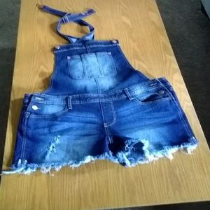 No boundaries overalls short talls
